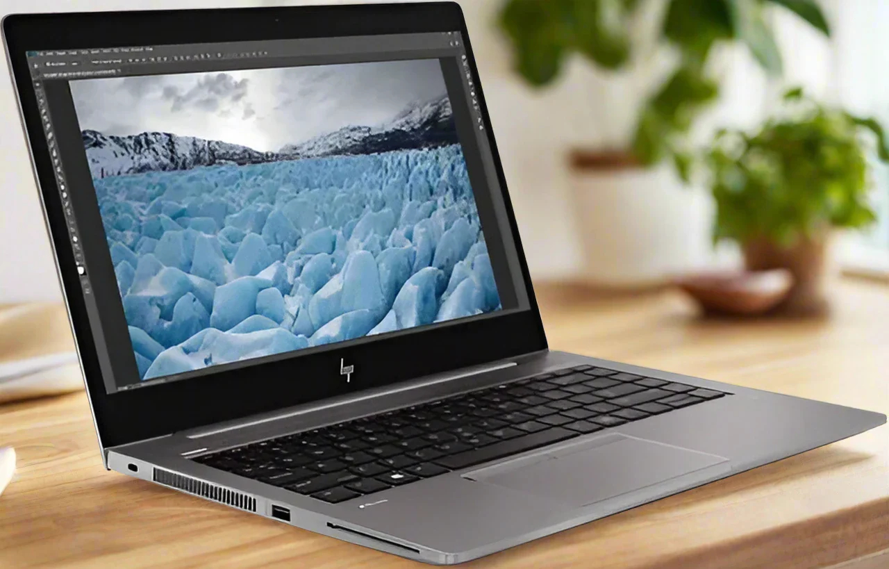 HP ZBook 14u G5 Core i5 8th Gen 16GB RAM 256GB SSD 14″ FHD Touch Screen Display Laptop